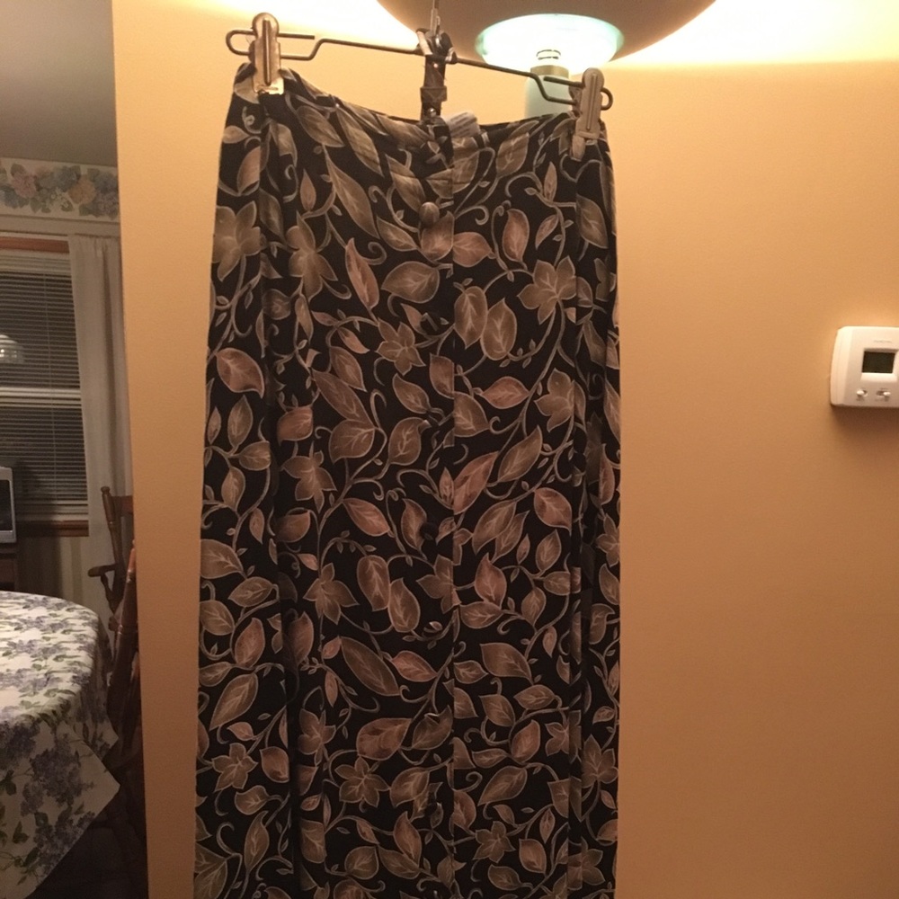 Ankle-length skirt